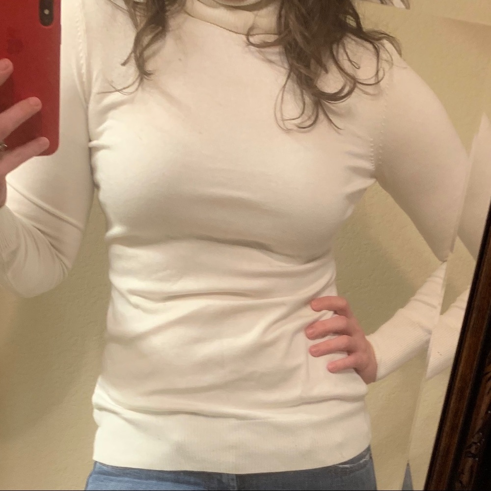 Banana Republic Essential Turtleneck Size M